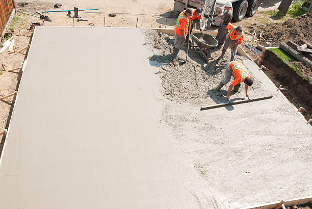 Best Driveway Concrete Repair  in North Bellmore, NY